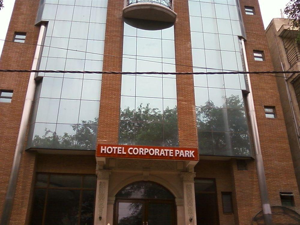 Treebo Corporate Park Otel Yeni Delhi Dış mekan fotoğraf