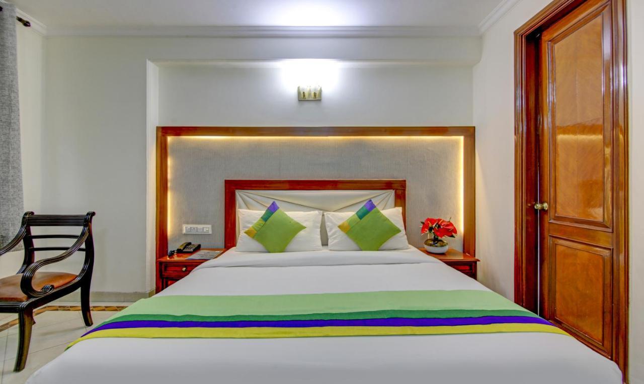 Treebo Corporate Park Otel Yeni Delhi Dış mekan fotoğraf