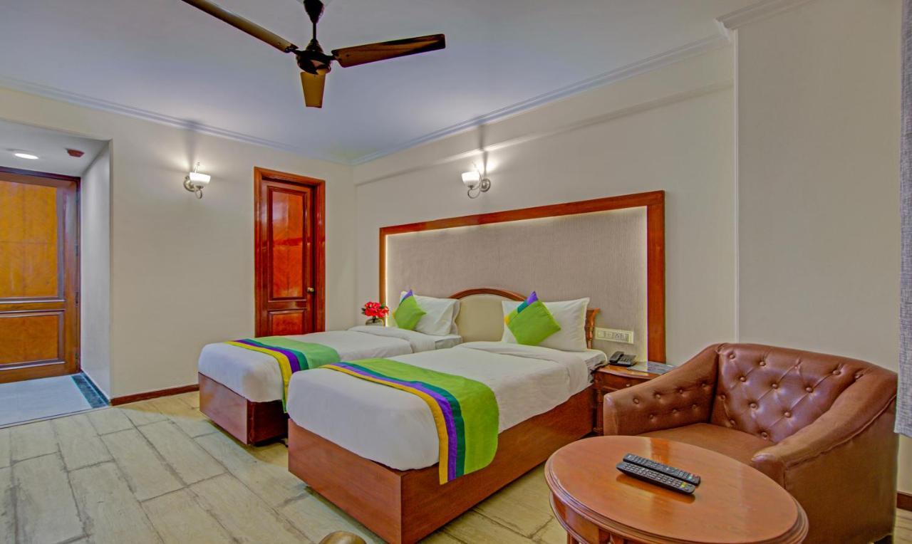 Treebo Corporate Park Otel Yeni Delhi Dış mekan fotoğraf