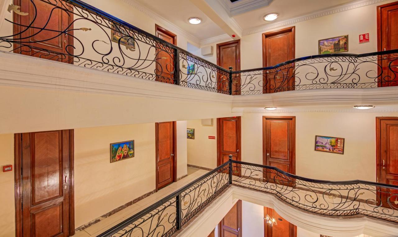 Treebo Corporate Park Otel Yeni Delhi Dış mekan fotoğraf
