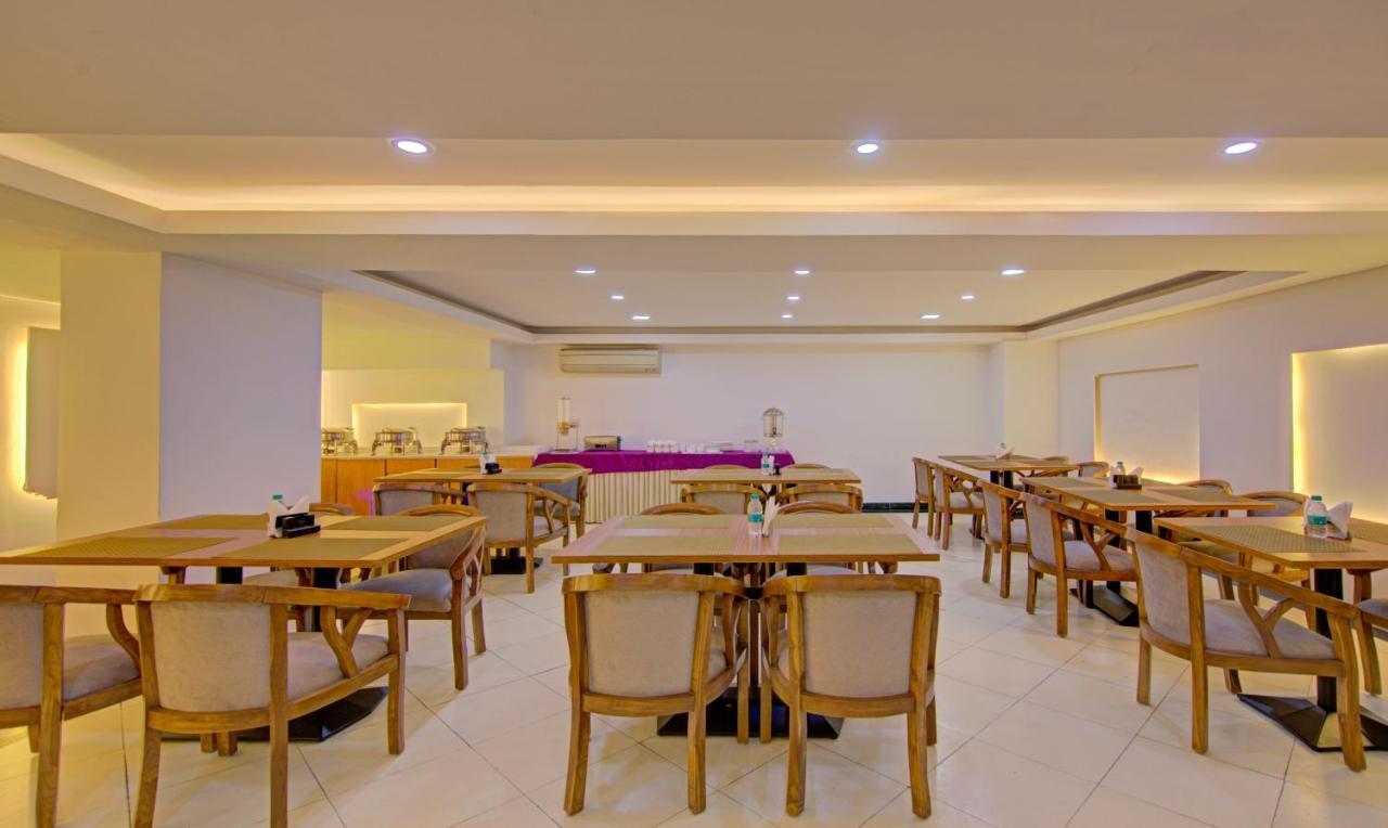 Treebo Corporate Park Otel Yeni Delhi Dış mekan fotoğraf