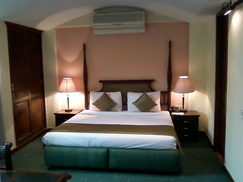 Treebo Corporate Park Otel Yeni Delhi Dış mekan fotoğraf