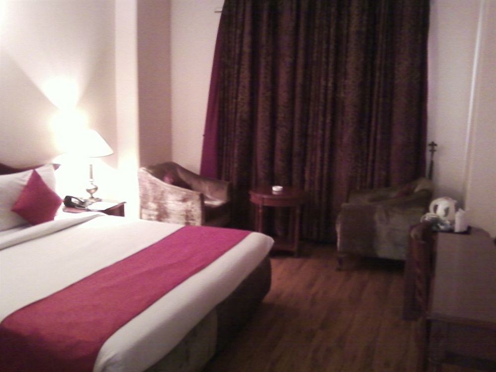 Treebo Corporate Park Otel Yeni Delhi Dış mekan fotoğraf