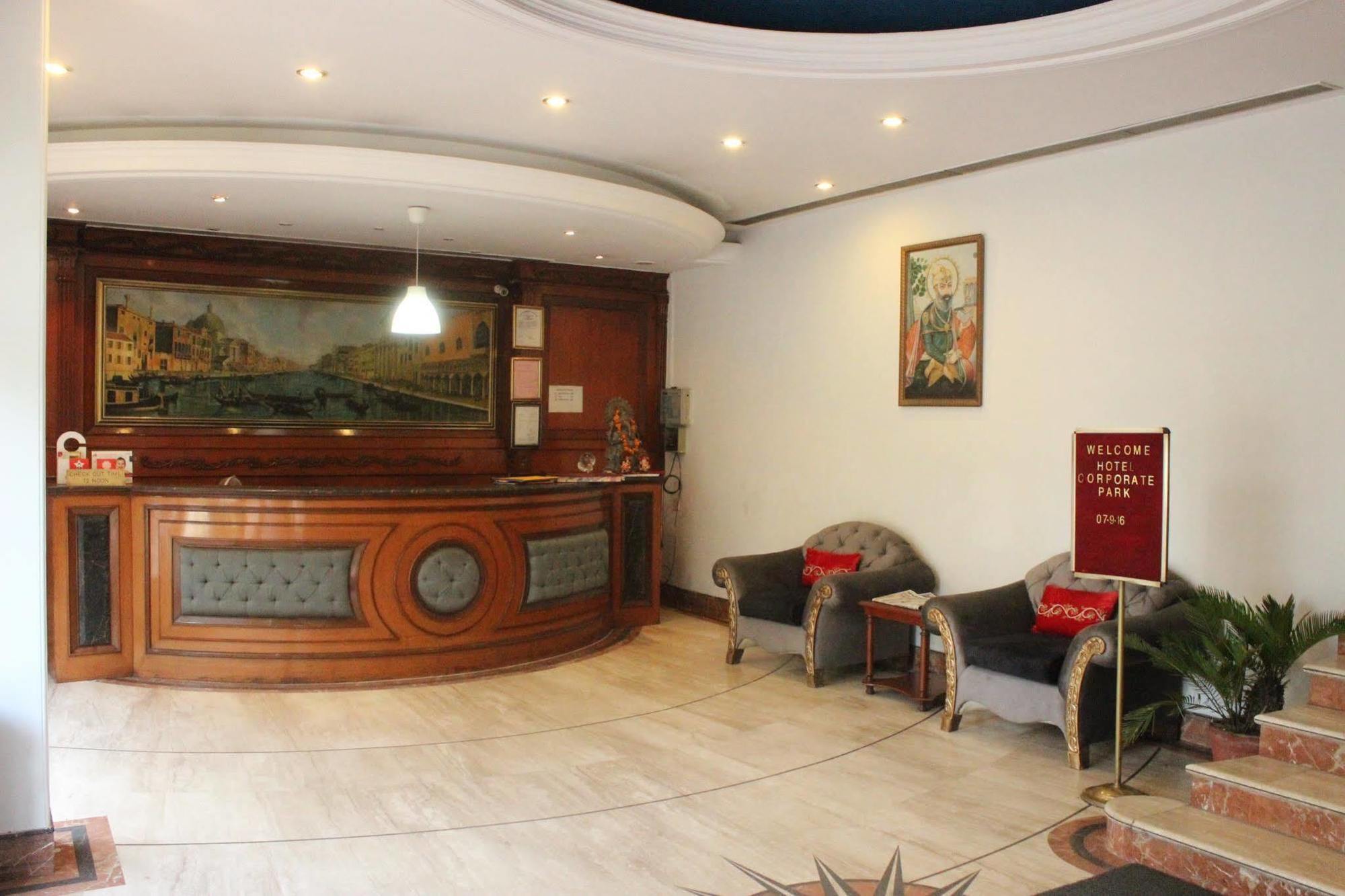 Treebo Corporate Park Otel Yeni Delhi Dış mekan fotoğraf