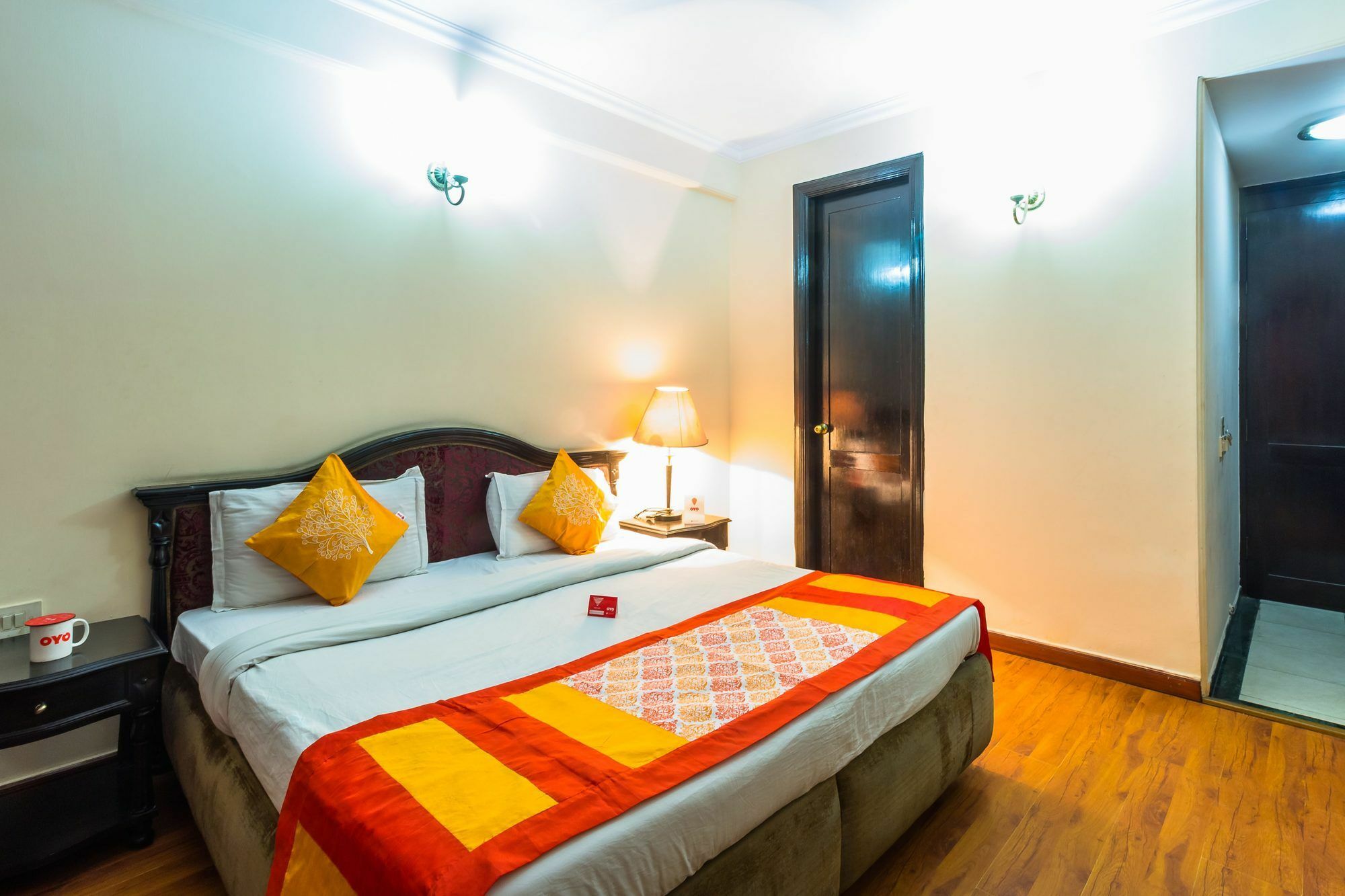Treebo Corporate Park Otel Yeni Delhi Dış mekan fotoğraf